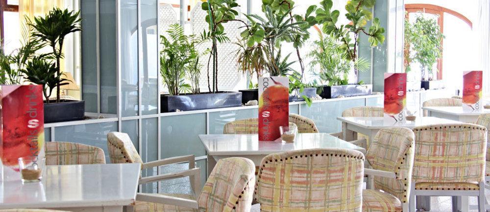 Mar Azul Pur Estil Hotel & Spa (Adults Only) Cala Ratjada  Bagian luar foto